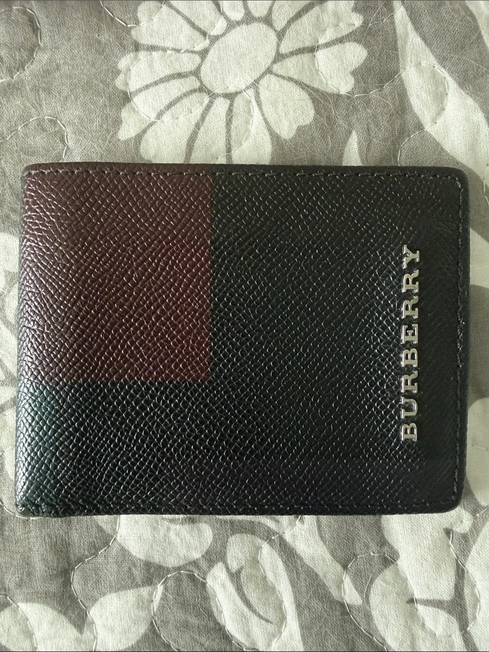 Burberry London Geometric Color-block Men’s Wallet